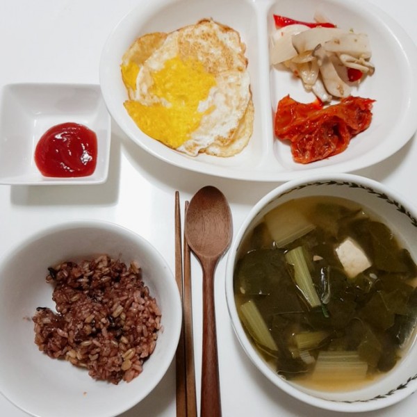 정직한식사, 반찬배달, 반찬, 저염식, 환자식사, 식단제반찬, 아이반찬, 반찬배달, 다이어트 12421ef139d9c17f49ae0b042ad0255c_1618832279_984.jpg