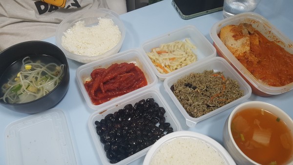 정직한식사, 반찬배달, 반찬, 저염식, 환자식사, 식단제반찬, 아이반찬, 반찬배달, 다이어트 90f33106a3669a91f042b86ab25c1ad5_1620224580_2489.jpg