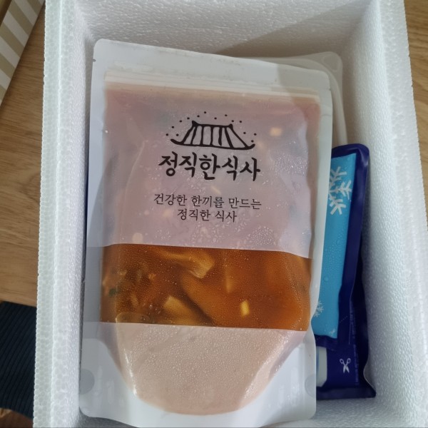 정직한식사, 반찬배달, 반찬, 저염식, 환자식사, 식단제반찬, 아이반찬, 반찬배달, 다이어트 6c7a678481bb559f946cfc3350102d44_1664428187_6111.jpg