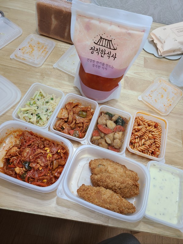 정직한식사, 반찬배달, 반찬, 저염식, 환자식사, 식단제반찬, 아이반찬, 반찬배달, 다이어트 898dcee957cde4564c7bac110639da7d_1679277368_3074.jpg