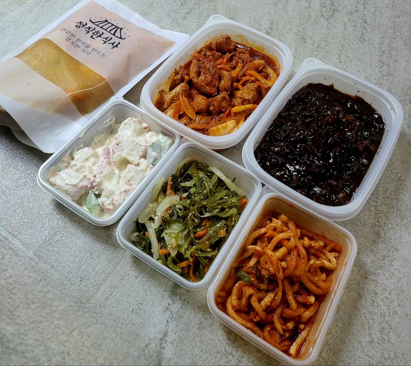 정직한식사, 반찬배달, 반찬, 저염식, 환자식사, 식단제반찬, 아이반찬, 반찬배달, 다이어트 9c42e33d99e54eda3281c999c2f25e15_1717933095_2658.jpg