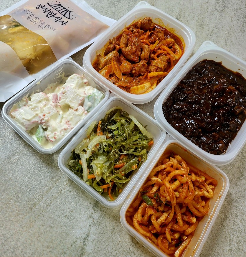 정직한식사, 반찬배달, 반찬, 저염식, 환자식사, 식단제반찬, 아이반찬, 반찬배달, 다이어트 9c42e33d99e54eda3281c999c2f25e15_1717933095_8328.jpg
